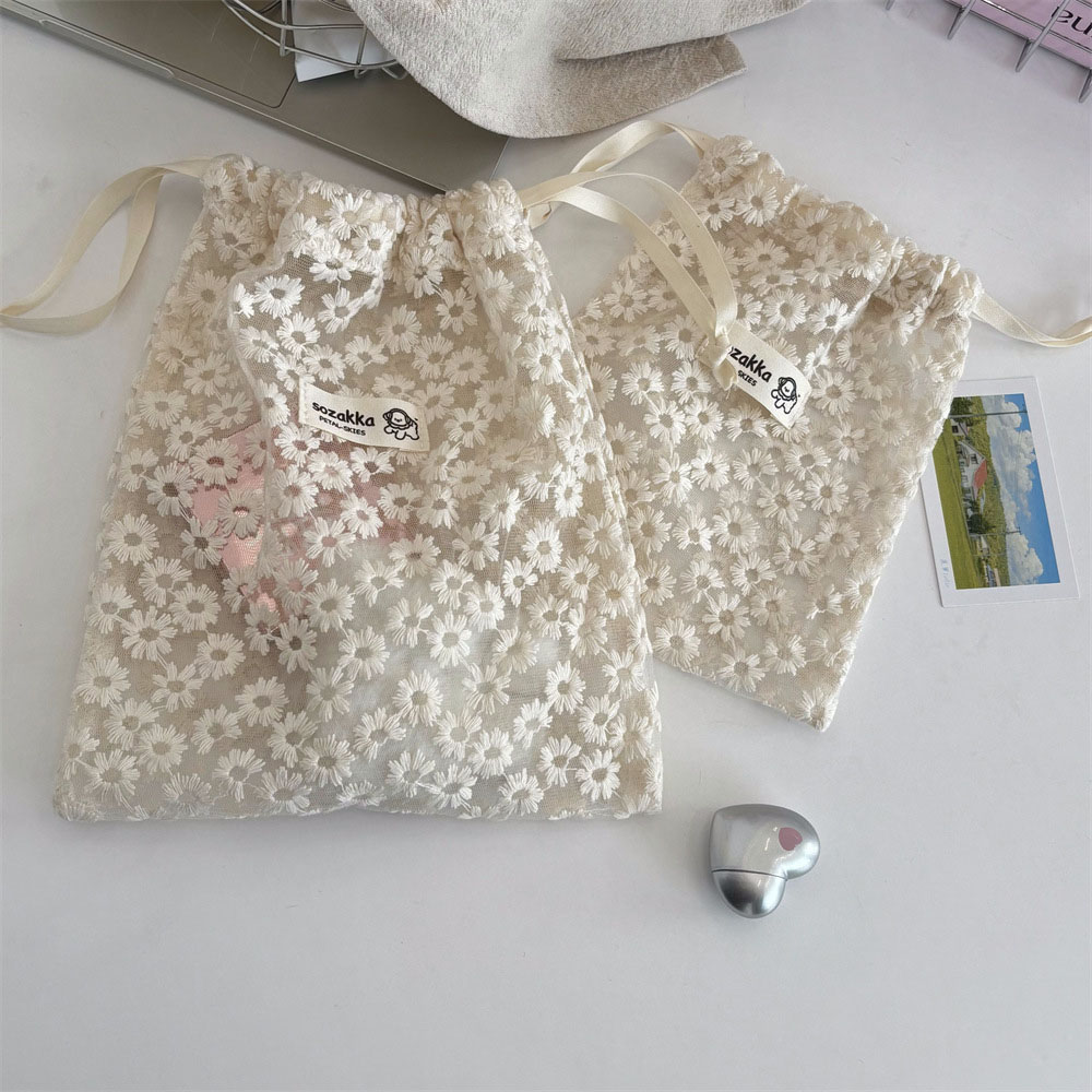 Lace Embroidered Daisy Mesh Dr - Travel Accessories And Bags 评论和价格